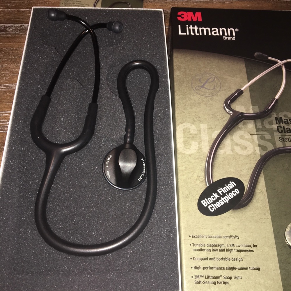 Littmann Master Classic 2 stethoscopeONLYFEWMONTHS